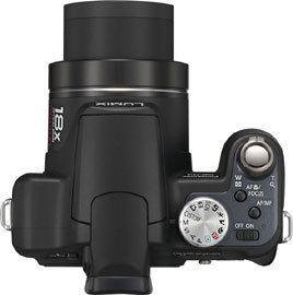Câmera digital Panasonic Lumix DMC-FZ18 - Cortesia Panasonic, editada pelo Câmera versus Câmera