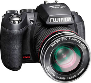 Câmera digital Fujifilm FinePix HS20EXR - Cortesia da Fujifilm, editada pelo Câmera versus Câmera