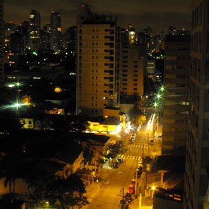 Testes com a Fujifilm FinePix S1000fd: Fotos Noturnas