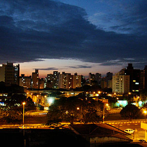 Autor: Bruna La Serra (Sharinu) - Câmera digital Sony Cyber-shot DSC-H9 - Foto 4