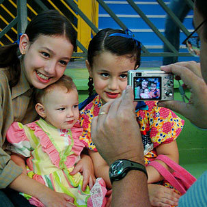 Autor: Bruna La Serra (Sharinu) - Câmera digital Sony Cyber-shot DSC-H9 - Foto 3